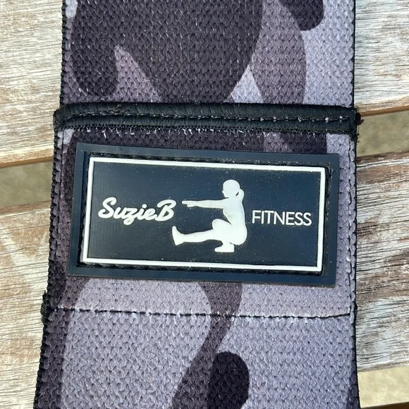 Camo Suzie B Fitness Band - Picture 4 of 4